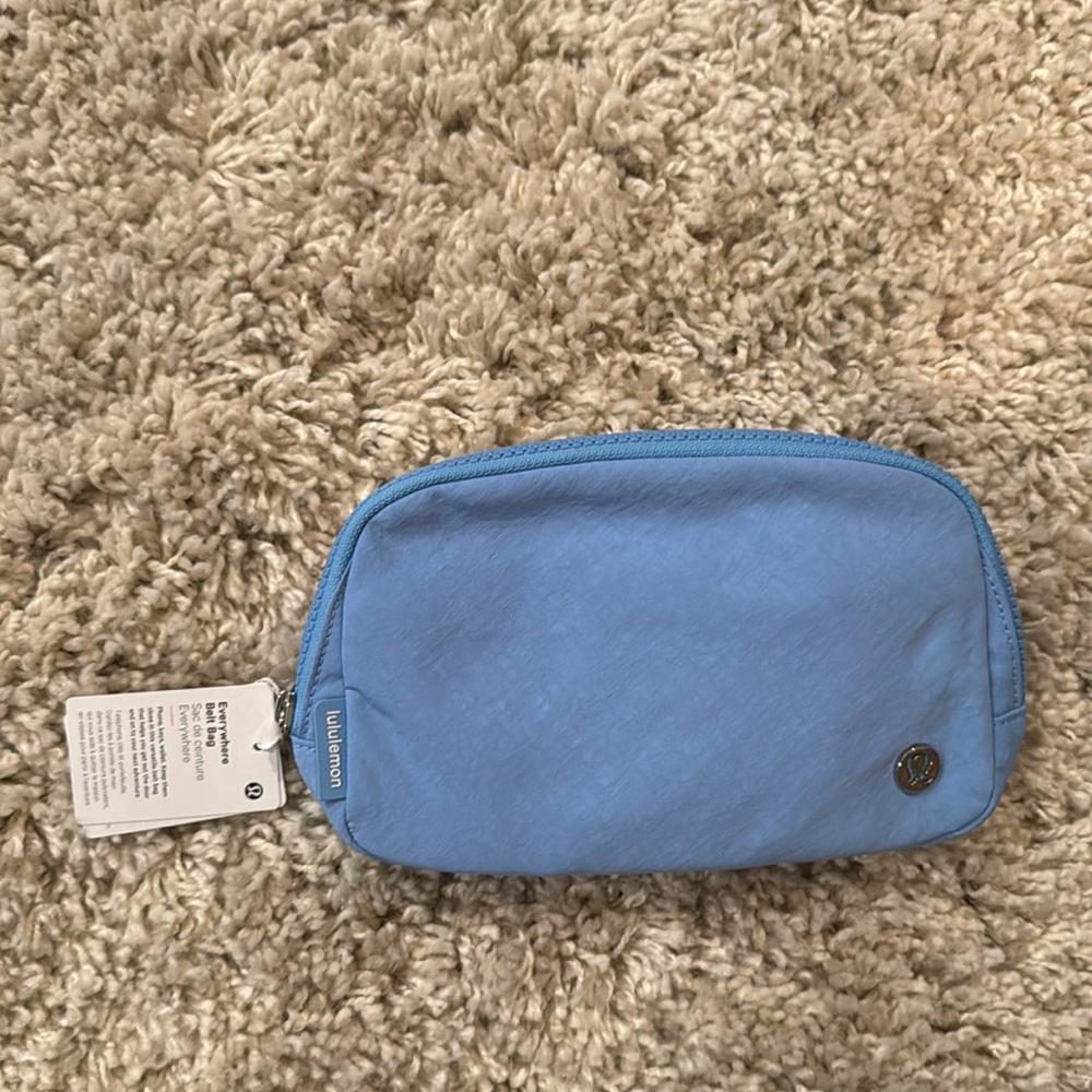 NWT lululemon aero blue everywhere belt bag!